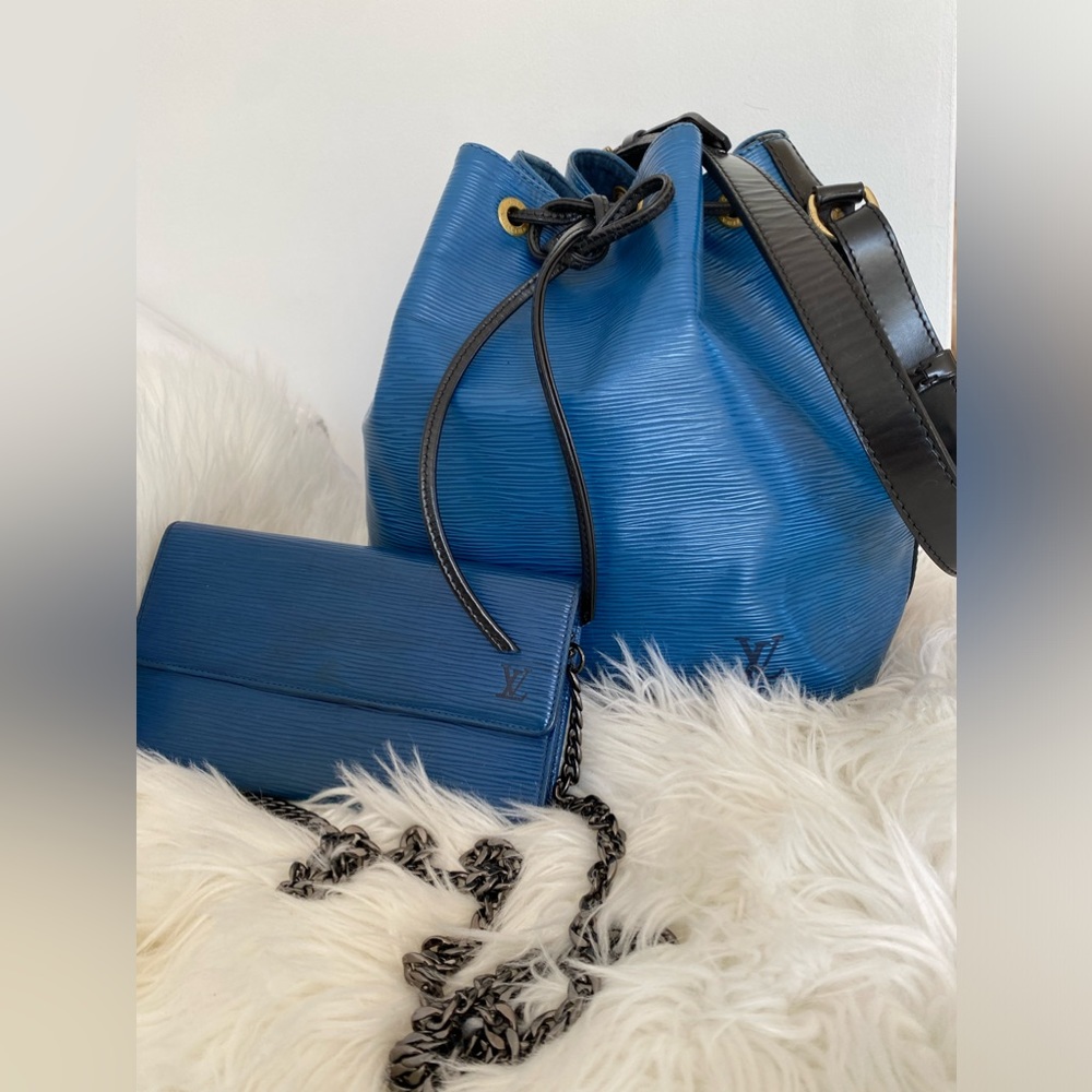GUC Louis Vuitton Blue Epi Leather and Wallet. Willing To Seperate